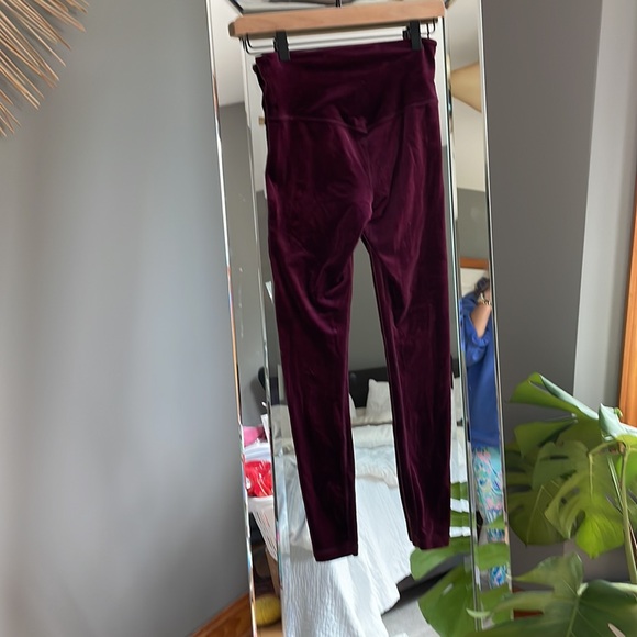 Athleta elation velvet tights size xs maroon - Picture 5 of 5